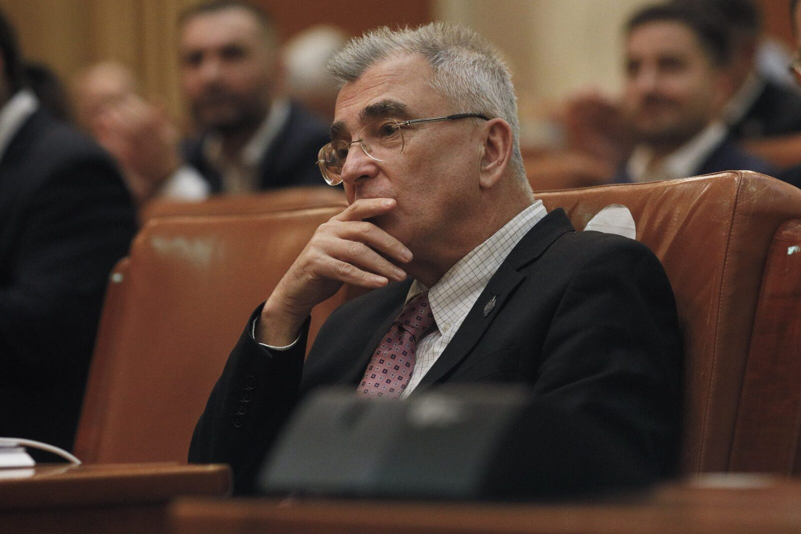 AUR îl acuză pe Nicușor Dan de minciună. Peiu atacă