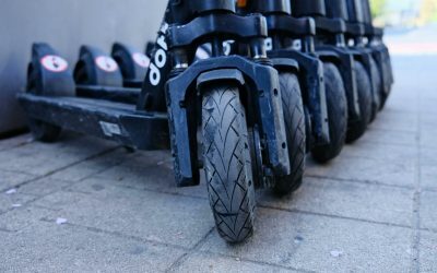 Trotinete electrice: De trei ori mai periculoase ca motocicletele
