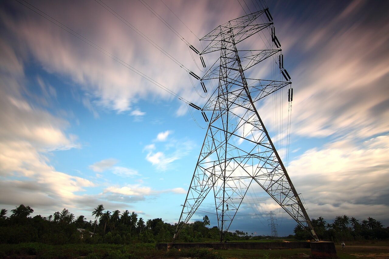 Scădere Energie Seara: Românii Consumă Mai Puțin
