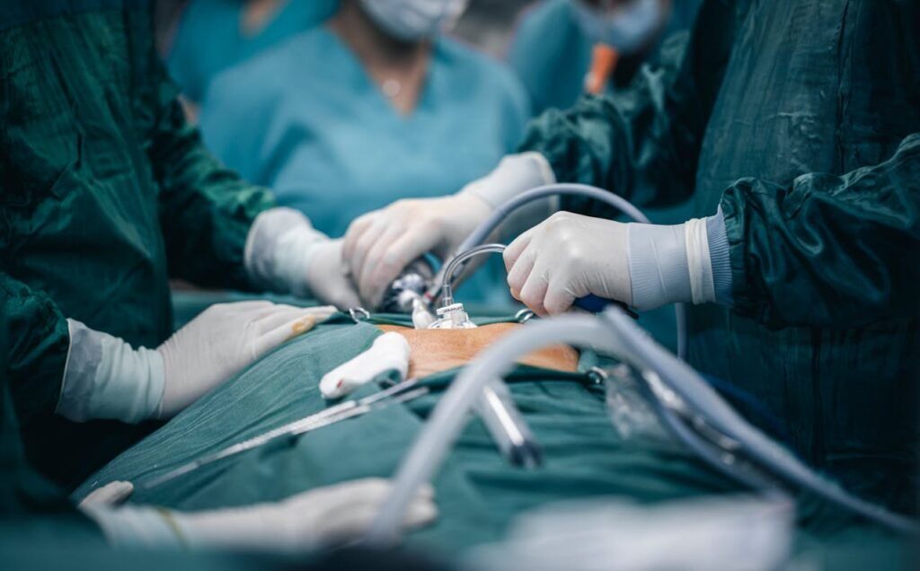 Ce e colecistectomia: Simptomele ce duc la operația mega-starului