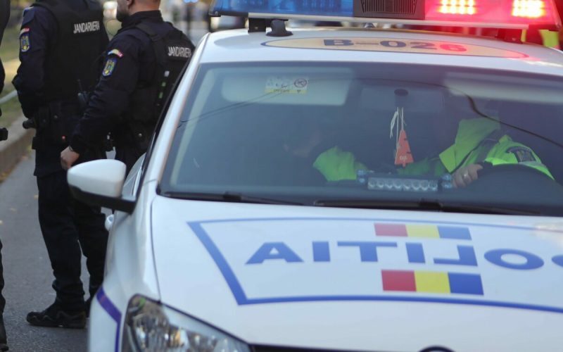 Fată de 17 ani scapă de stabor; trei judecați