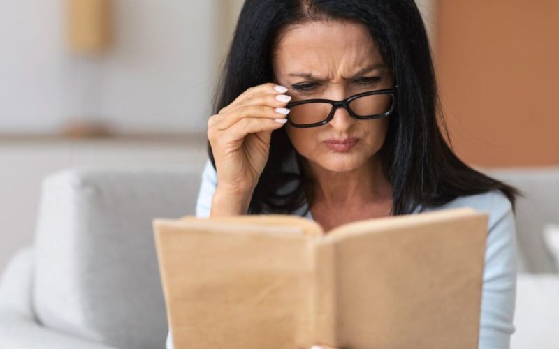 Demența la 40-50 de ani: 6 semne pe care familia nu le poate ignora