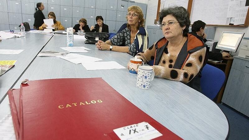 Sindicatele Educație, Revoltă pe Legea Salarizării