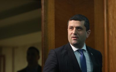 România reia grafitul strategic de la Baia de Fier