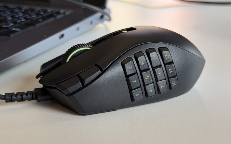 Razer Naga V3 Pro: 17 ani de istorie, evoluție pe masa ta