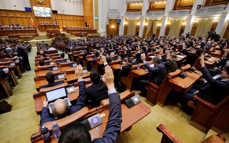 România riscă fonduri UE din cauza amânării închiderii termocentralelor