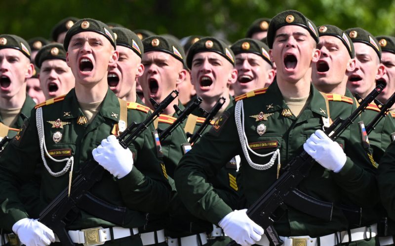 Rusia își ia bărbații cu forța pentru front