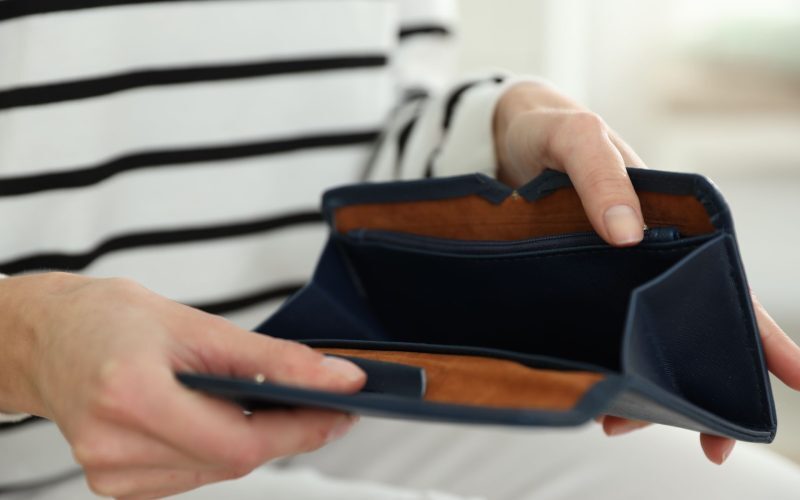 AI ne dă sfaturi financiare Încredere sau nu