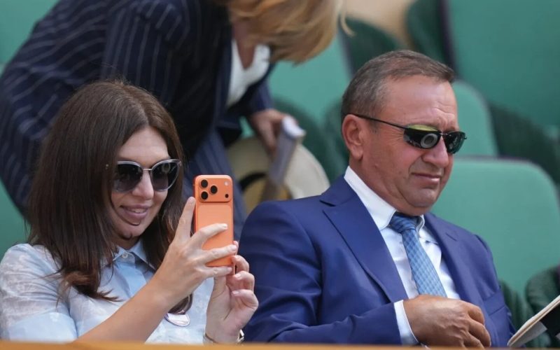 Iubitul lui HALEP, tun financiar lângă ȚIRIAC