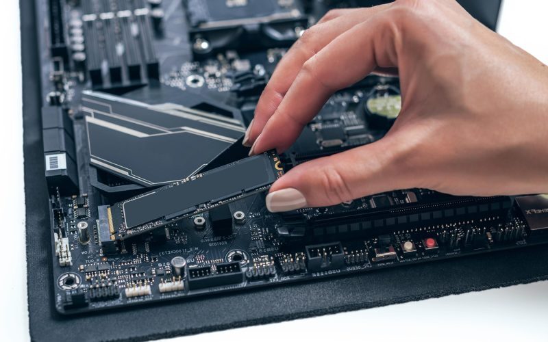 SSD-ul tău: Verifică-l Rapid, fără softuri grele