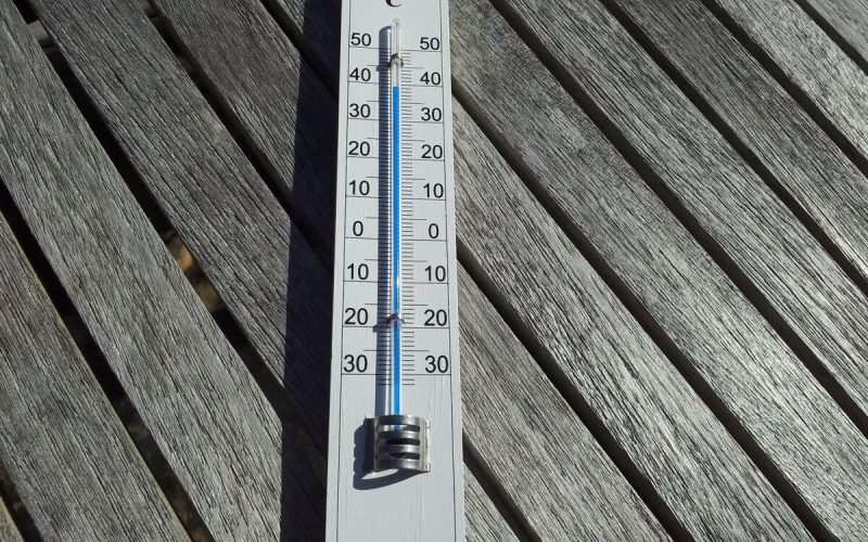 ANM: Vreme caldă. Val de temperaturi peste normal patru săptămâni