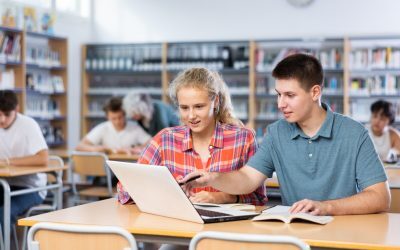 IT-iștii investesc 500.000$ în viitorul tinerilor din România