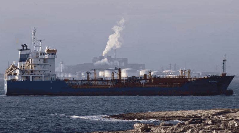 Turcia redeschide strâmtorile, Ucraina dă garanții. Petrolul curge din nou