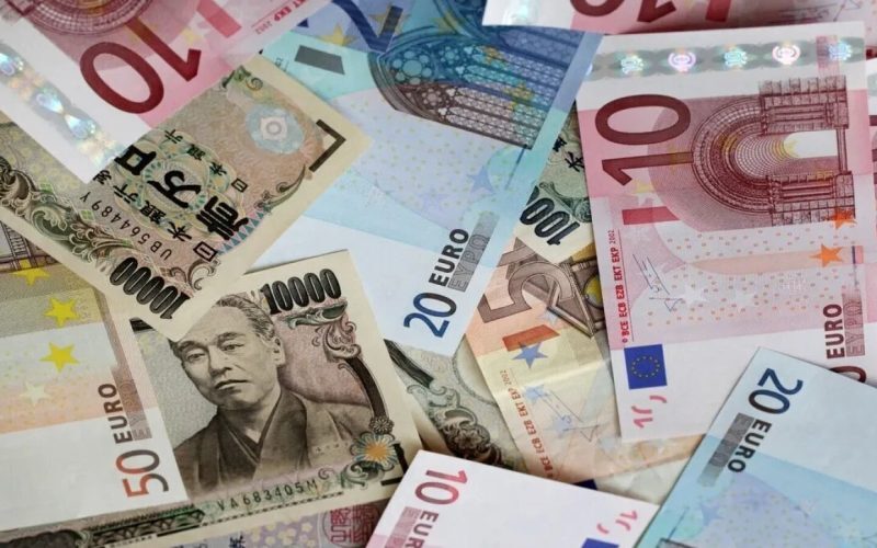 BCE uimită de SUA: Intervenție valutară, Europa informată târziu