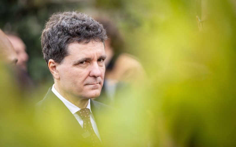 Nicosor Dan: Părinții, mai școliți ca profesorii?