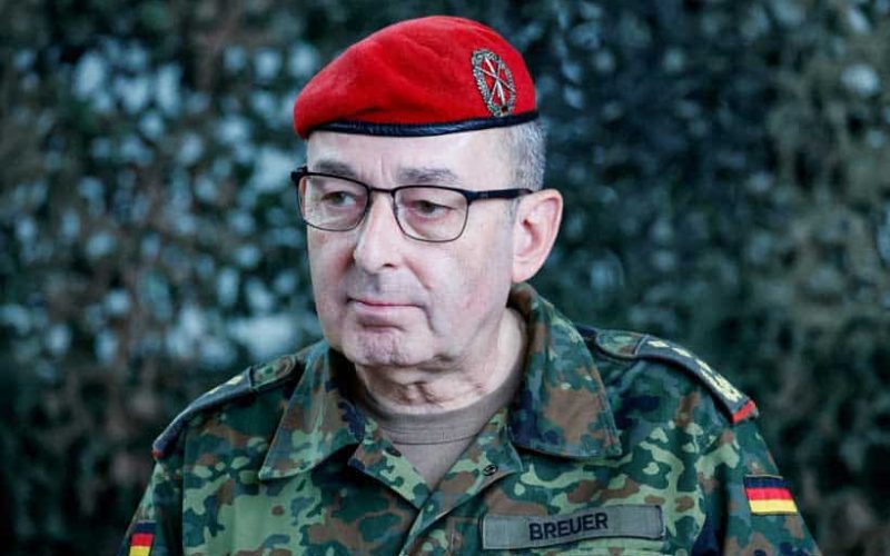 Breuer, șeful apărării Germaniei, preia comanda militară NATO