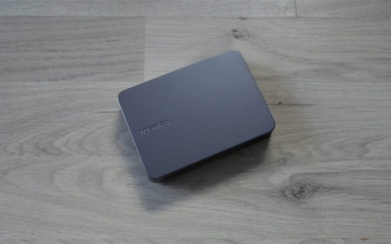 Toshiba Canvio Gaming 4TB: Stocare masivă, viteză neglijabilă