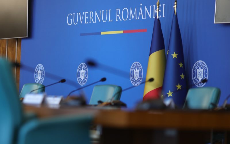 Grindeanu și Mureșan: Săgeți politice în așteptarea deciziei