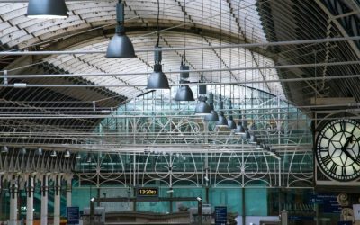 Haos la Londra: Incendiu în Paddington, Heathrow blocat