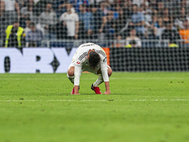 Real Madrid Șocat: Jucător Vital pe Masă, OUT până-n 2027