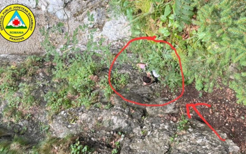Salvamontiști i-au scos pe turiștii rătăciți din zona periculoasă