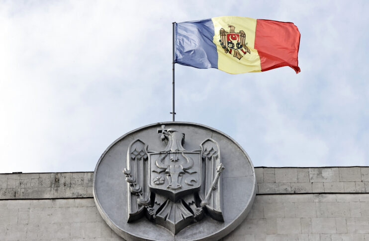 TVA, accize, HoReCa: Guvernul susține munca și taxarea viciilor