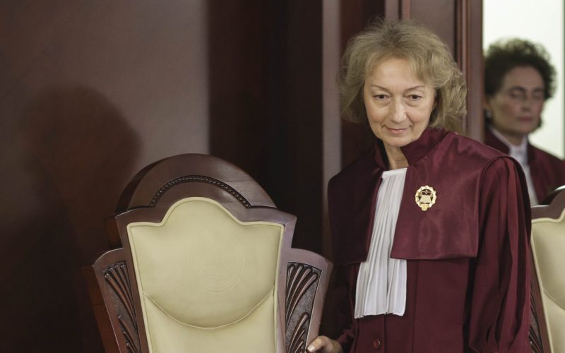 Bolojan: Comisie pentru hărțuire, după întâlnirea cu președinta CCR