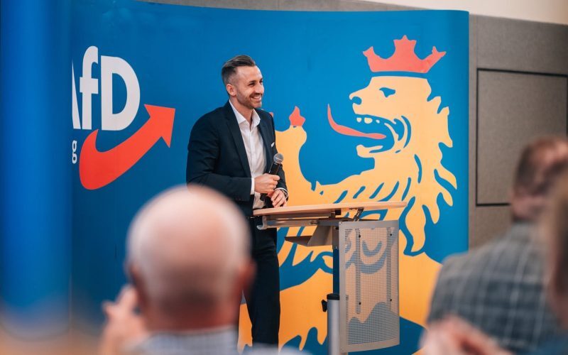 Saxonia-Anhalt votează: Ușa secțiilor de vot deschisă