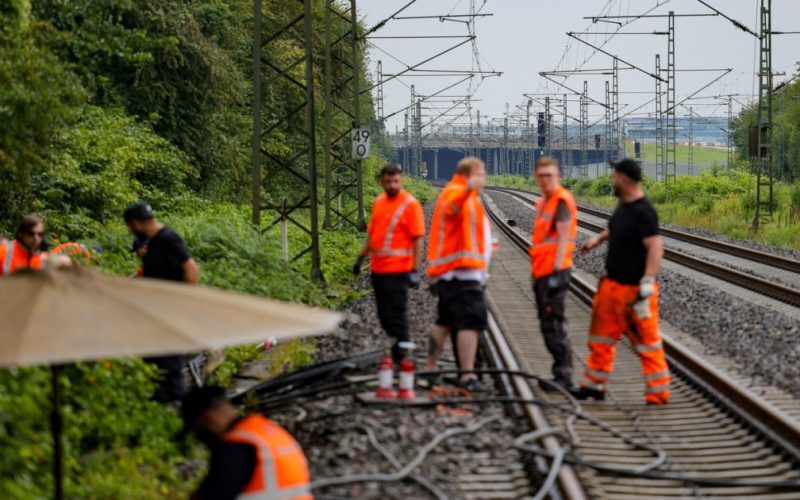 Germania, haos feroviar: 300 de trenuri blocate din cauza furtului de cabluri