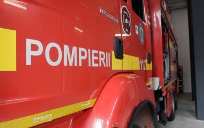 Caraș-Severin în flăcări: Pompierii luptă cu focul din elicoptere