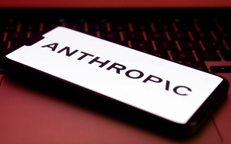 AI-ul devine unealta hackerilor. Avertisment Anthropic