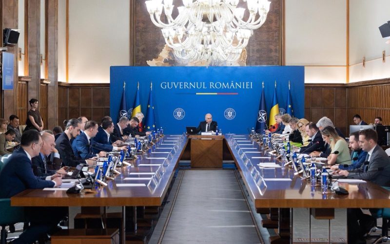 Ambasador SUA, atac la Guvernul Bolojan. Reacții în București
