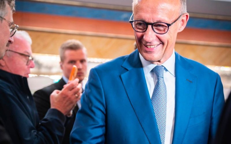Merz la Kiev cu șefi din Apărare și Energie