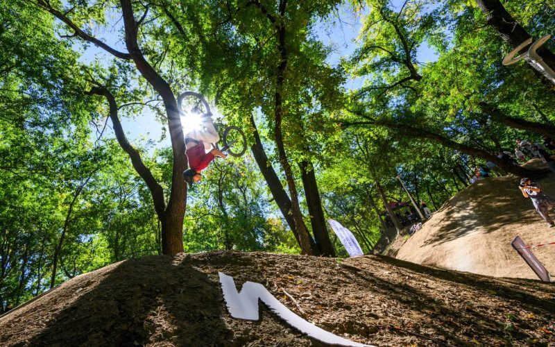 Bucureștiul dă drumul parcului de freestyle: Ciclismul de top prinde viteză