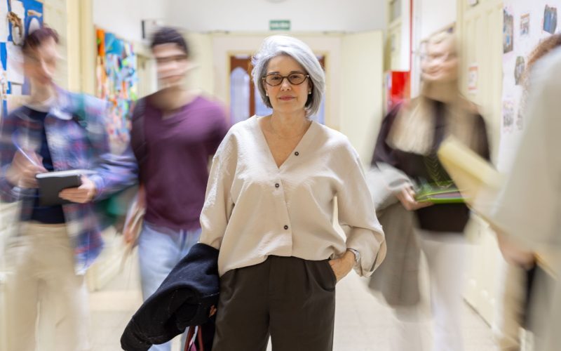 Profesorul european: Un portret esențial pentru școlile de mâine
