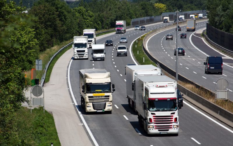 Taxare rutieră, noi tensiuni: CNAIR avertizează, transportatorii cer amânare TollRo